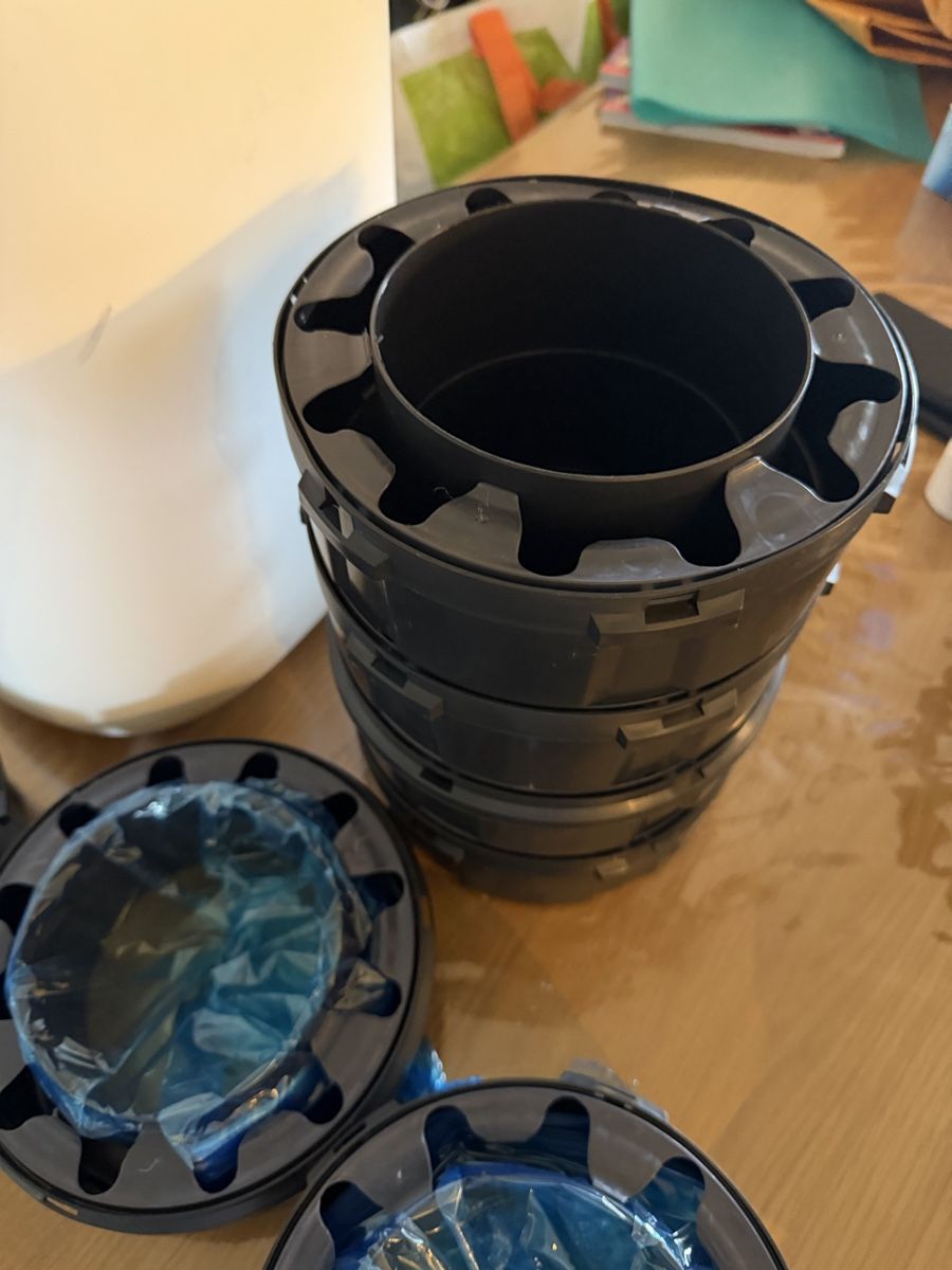 Tommee Tippee Abfalleimer: Tommee Tippee Sangenic Twist & Click Windeleimer – Gebraucht aus Hörhausen von Nessa22 2
