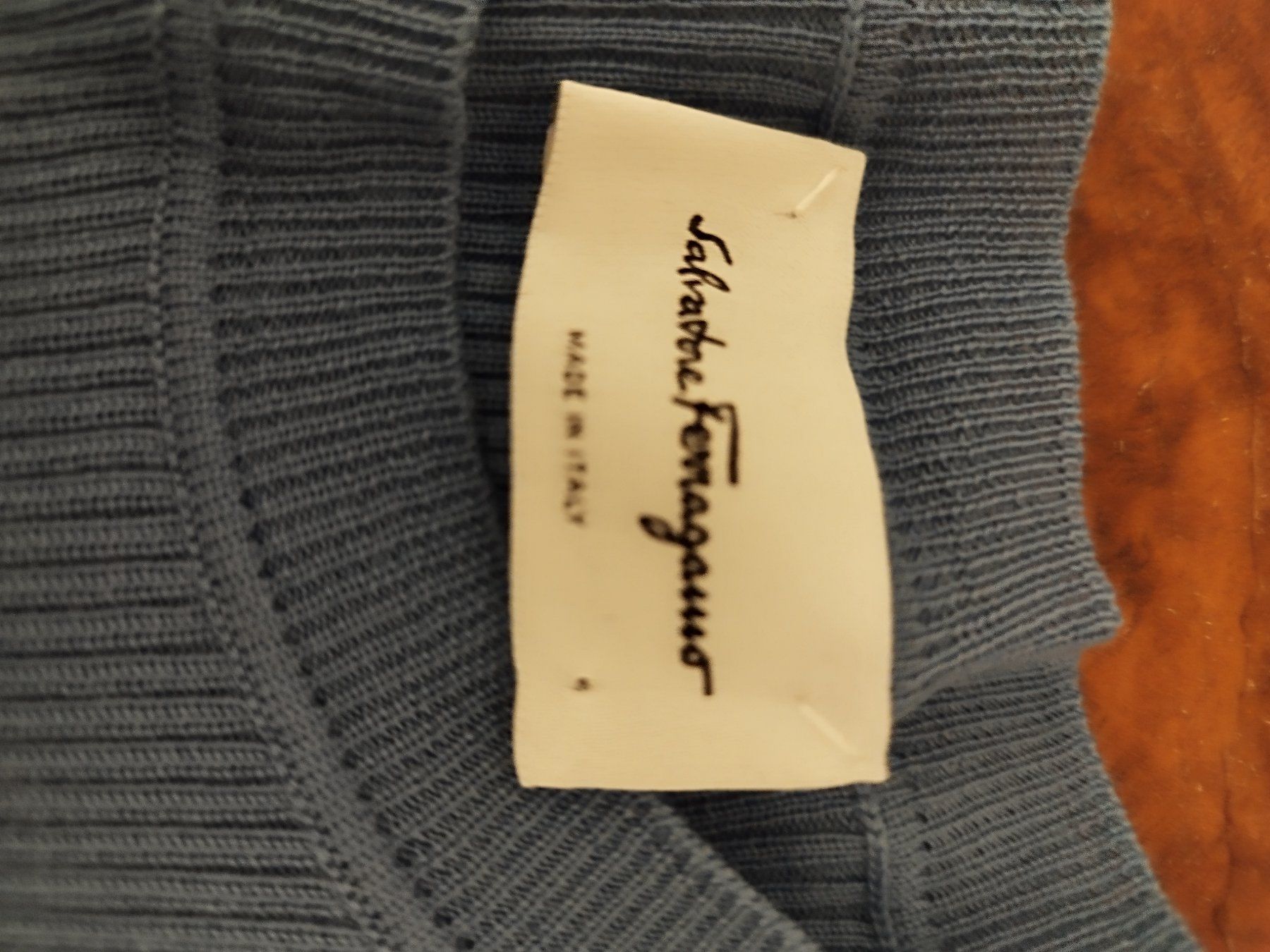 Maglioni & Felpe: S. Ferrogamo Pully Damen Neu gr S. – Nuovo (secondo la descrizione) da Basel venduto da pro_79rs 4