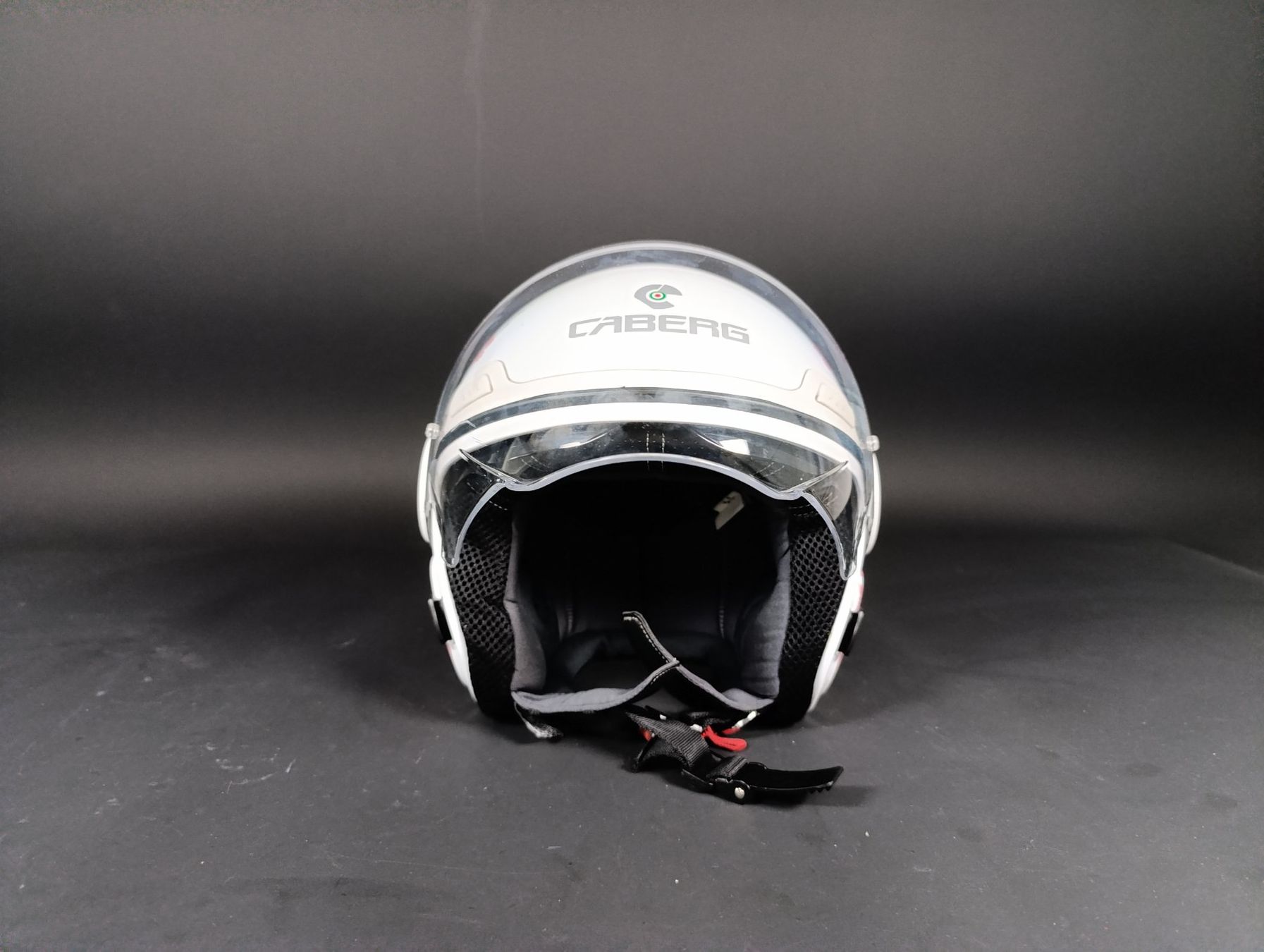 Caschi & visiere: CABERG Casque de moto Taille M – Usato da Thielle venduto da Plusvalue_Neuchatel