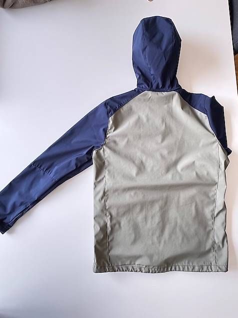 Killtec Giacche: Killtec Outdoor-Jacke-Windstopper/ Wassersäule 10.000 Gr.164 – Usato da Adliswil venduto da PetaParka 1