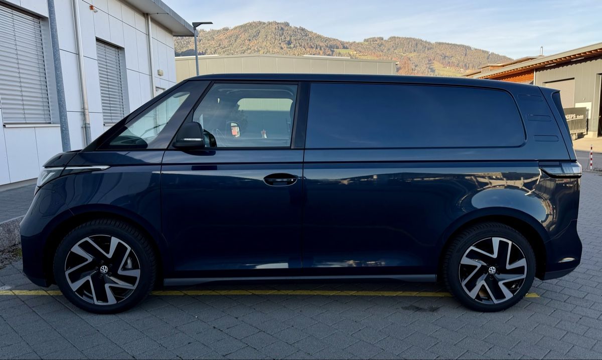 VW Véhicules utilitaires: ID Buzz Cargo – D'occasion à Lüchingen par phlanlab 2