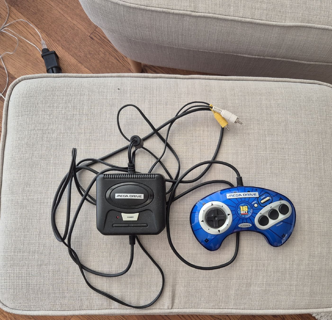 Konsolen: MEGA DRIVE Konsole mit vielen Games – Gebraucht aus Lohn-Ammannsegg von NikiVibes