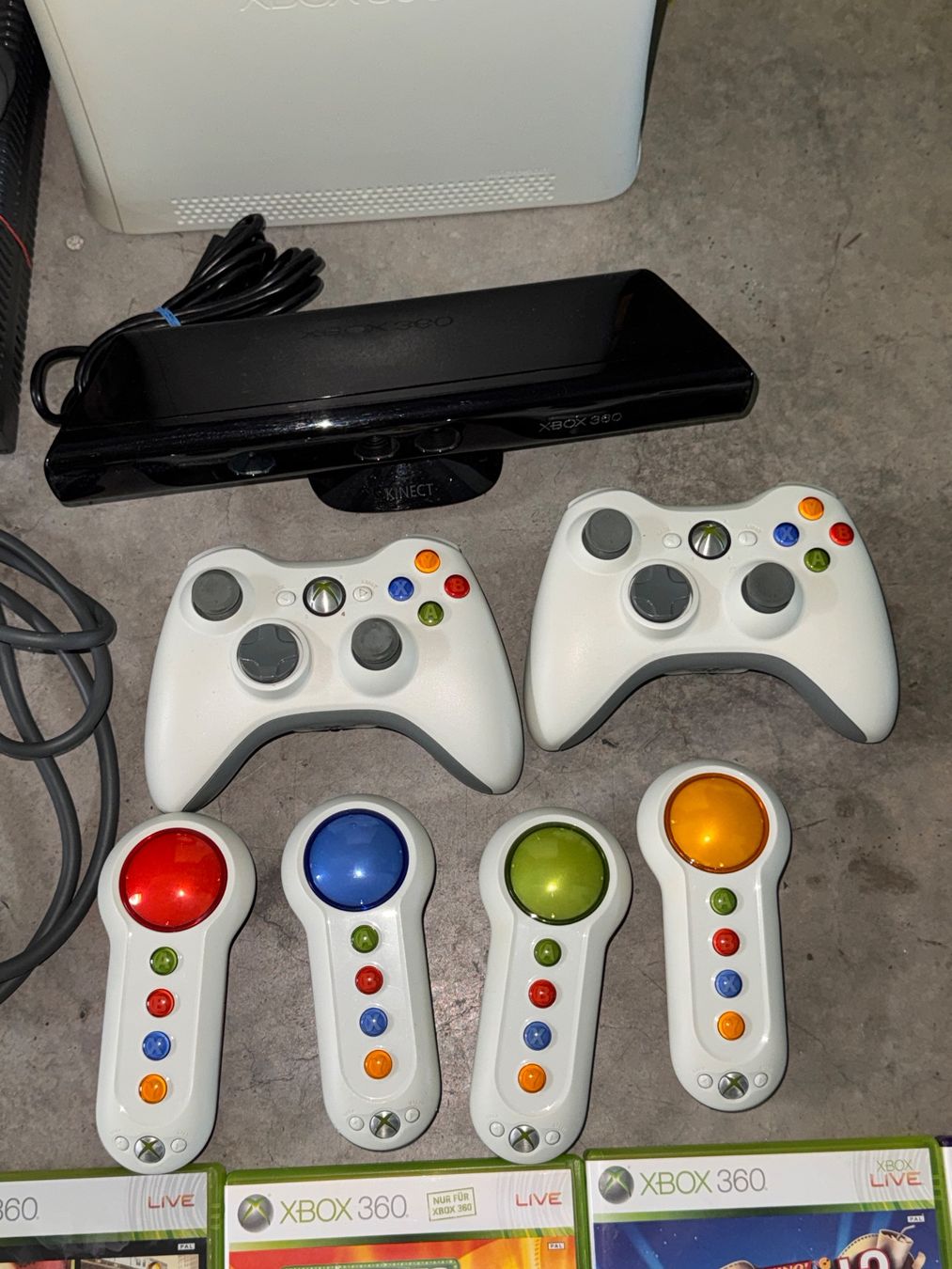 Console: Xbox 360 Konsole mit Kinect, Controller und 6 Spielen – Usato da Schellenerg venduto da zwotti 3