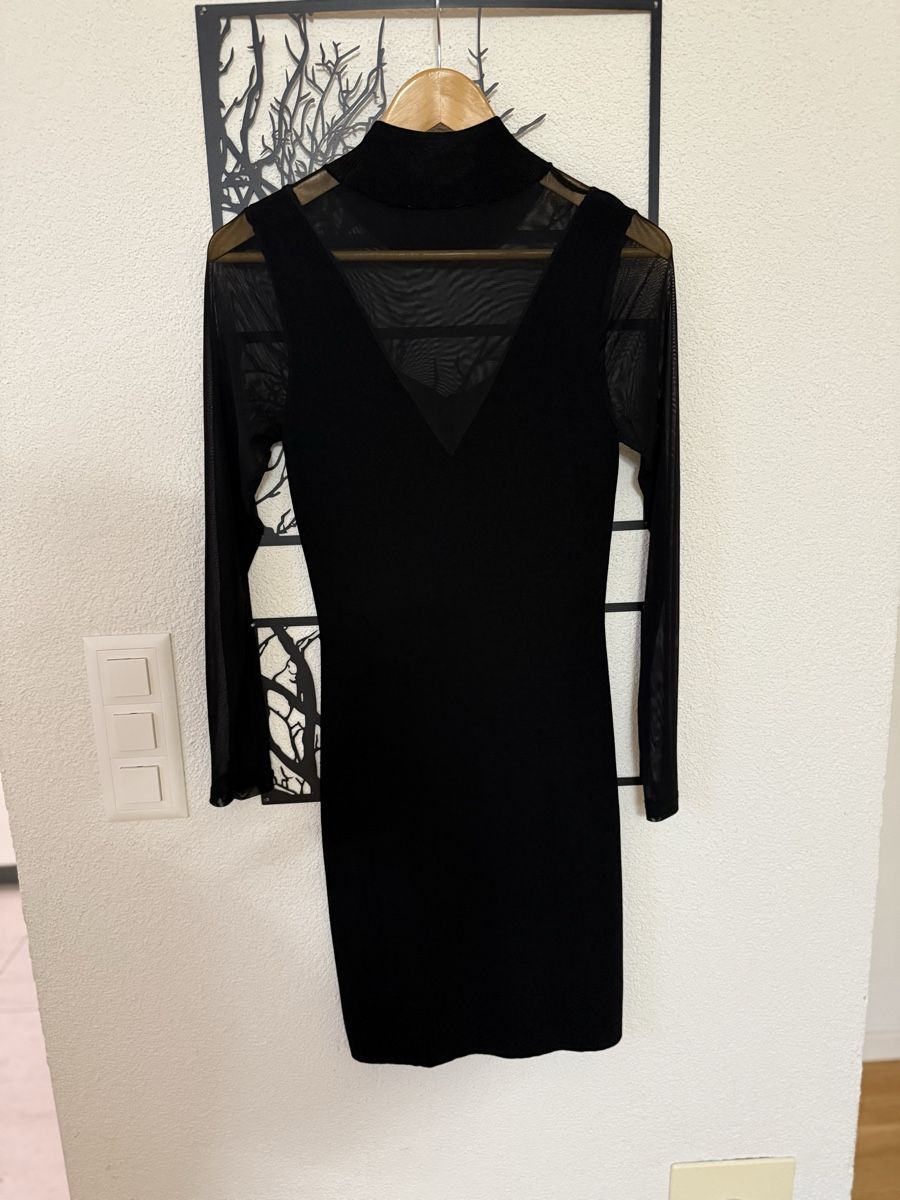Vestiti: Schwarzes Kleid mit Mesh-Details, Grösse S – Usato da Neerach venduto da Meli_sara 3