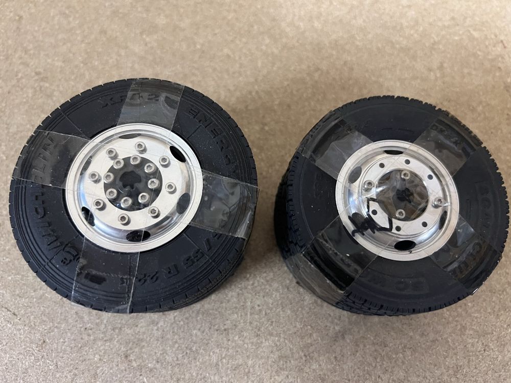 Rimorchio per auto a 2 assi UNITRAILER GARDEN TRAILER 264/2 KIPP con