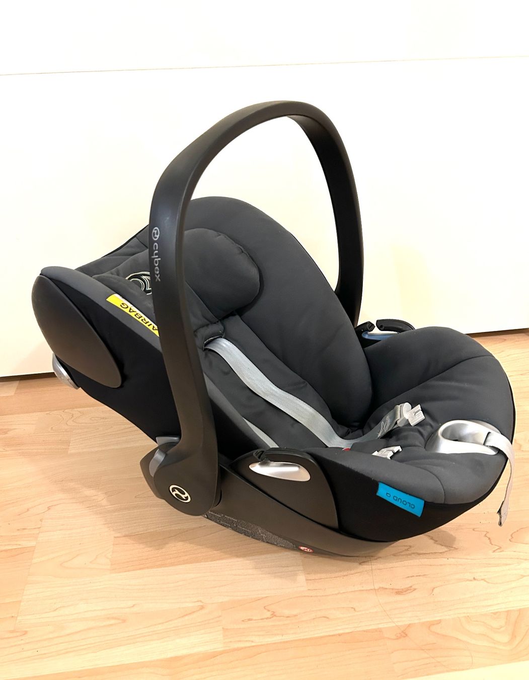 Cybex Seggiolini per auto: Babyschale Cybex Cloud Q inkl. Base Q Fix – Usato da Lachen SZ venduto da Tuco23