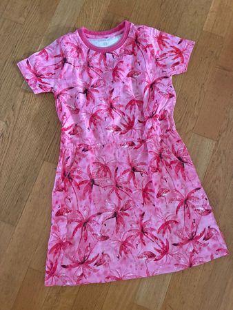 schönes Kleid Gr. 122, Noppies