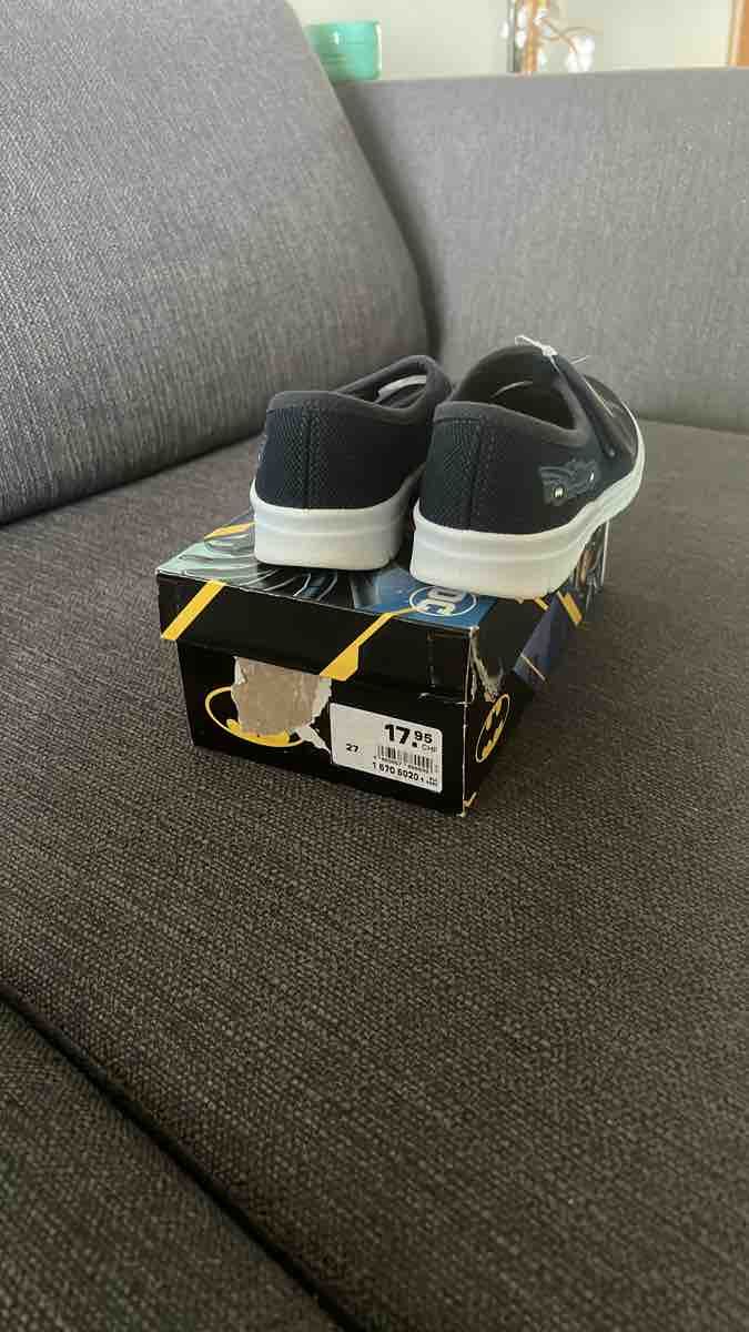 Scarpe per ragazzi: Batman Children Slippers, Size 27 – Nuovo (secondo la descrizione) da Oberägeri venduto da Sellystuffs 6
