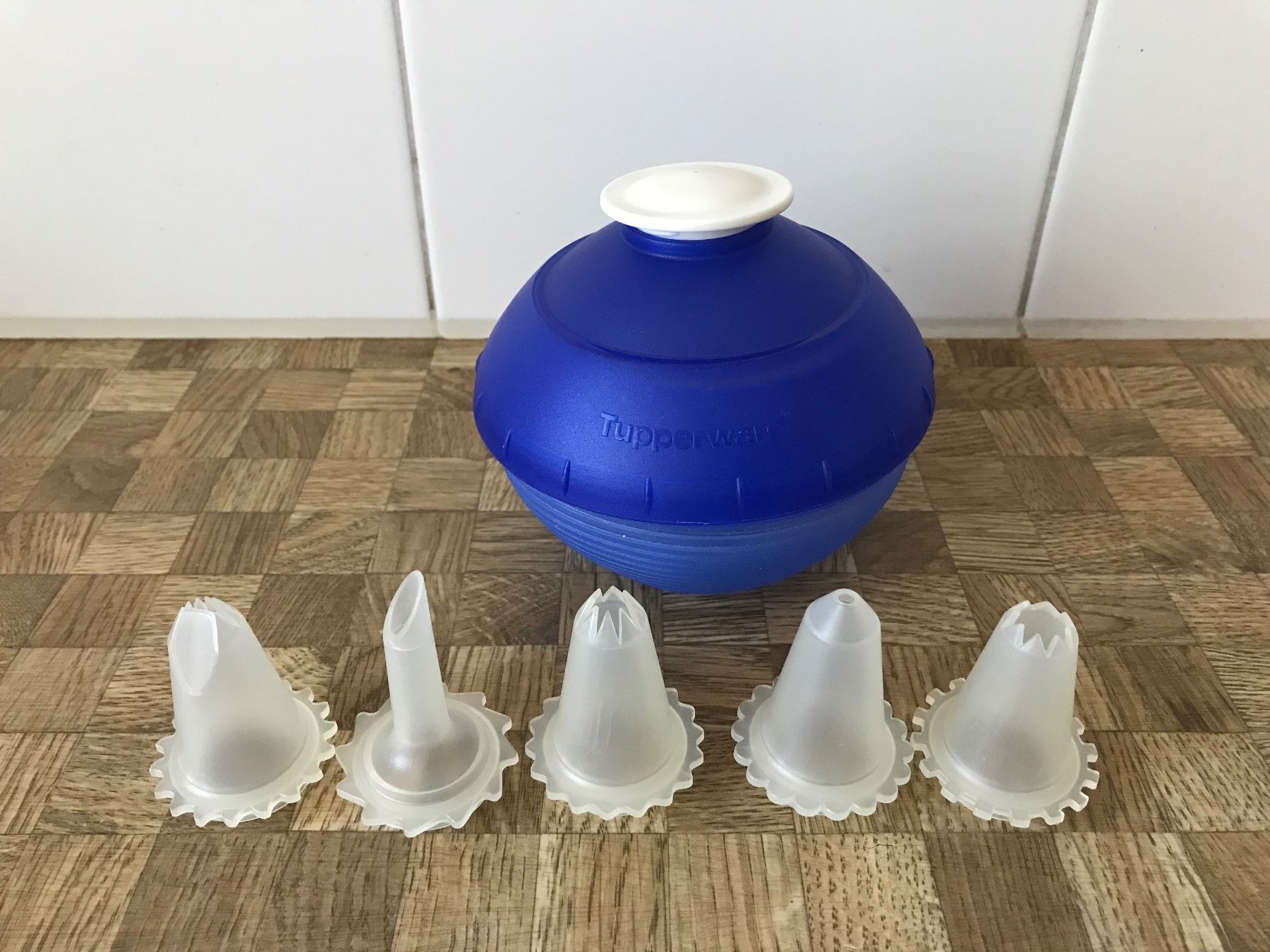 Tupperware Contenitori & Simili: Tupperware  Easy-Dekor – Usato da Birmensdorf ZH venduto da Hilhan