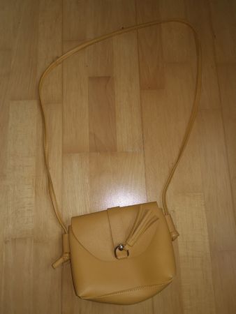 Petit sac à bandoulière jaune moutarde