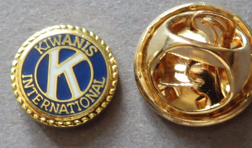 Plaketten & Abzeichen: PIN, KIWANIS INTERNATIONAL CLUB – Gebraucht aus Neuhausen von luckimucki