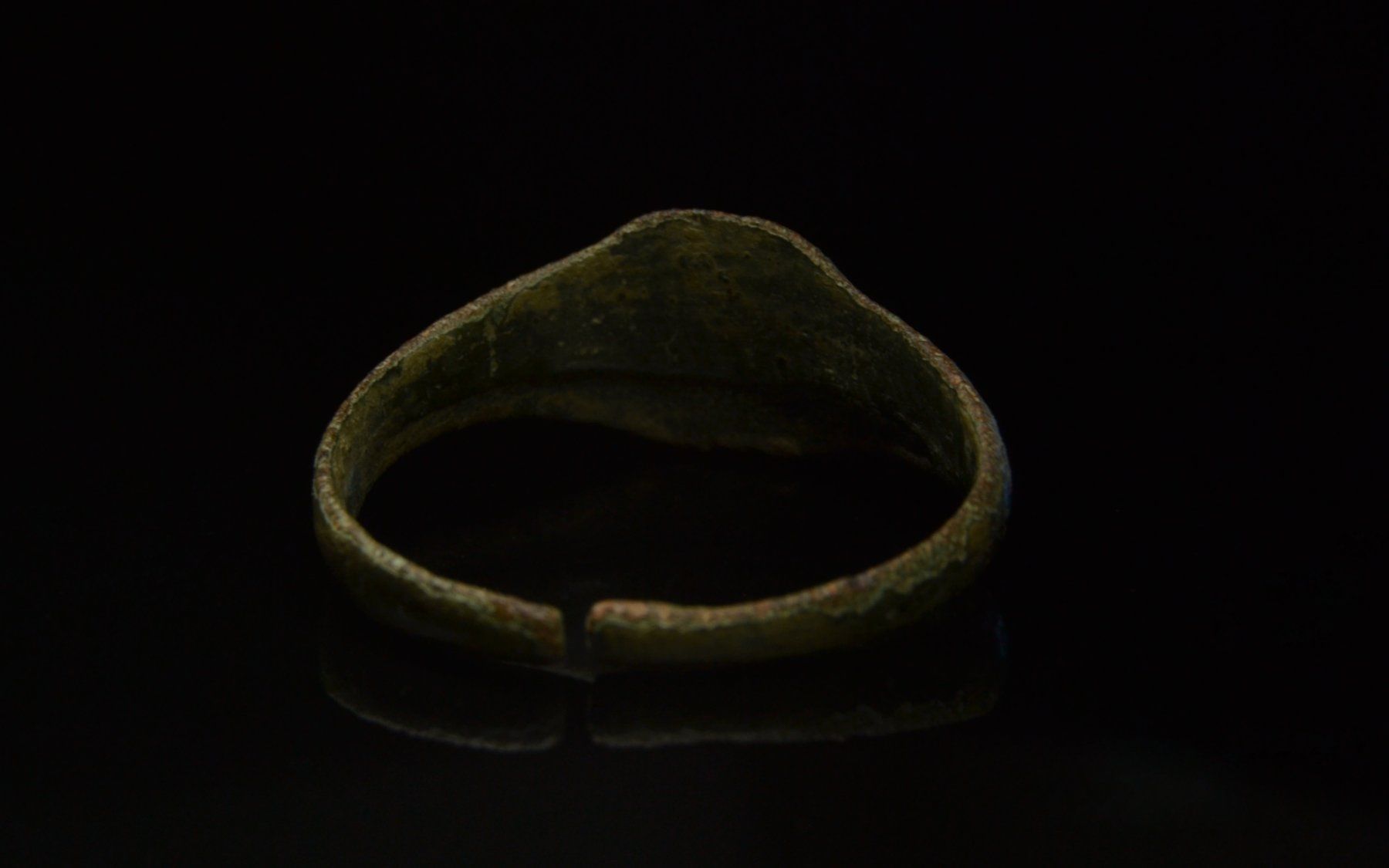 Anelli: Bronzering ca. 10.–15 Jh. – Usato da Winterthur venduto da MountOlympus 4