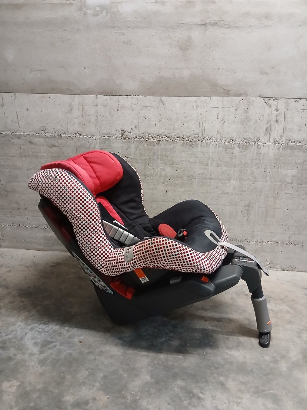Britax Römer Sièges auto: Römer Kindersitz – D'occasion à Effretikon par cooyaso