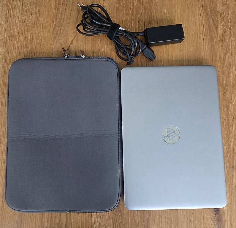 Hewlett Packard Notebook: Ordinateur portable HP i5 Win11, Office,  etc. – Usato da Fribourg venduto da fairtrade1957 2