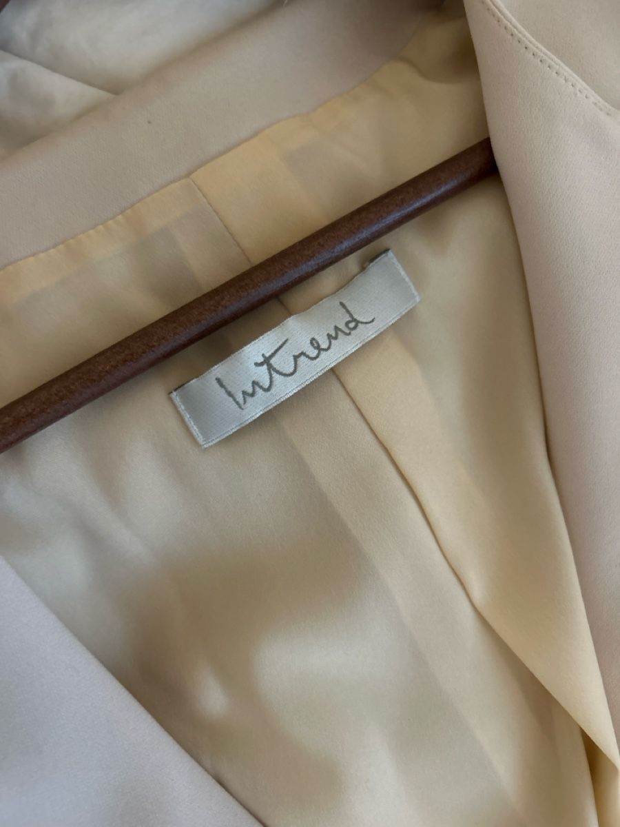 Jacken: Cream jacket size 38 – Neu (gemäss Beschreibung) aus Zürich von sal_8myn 2