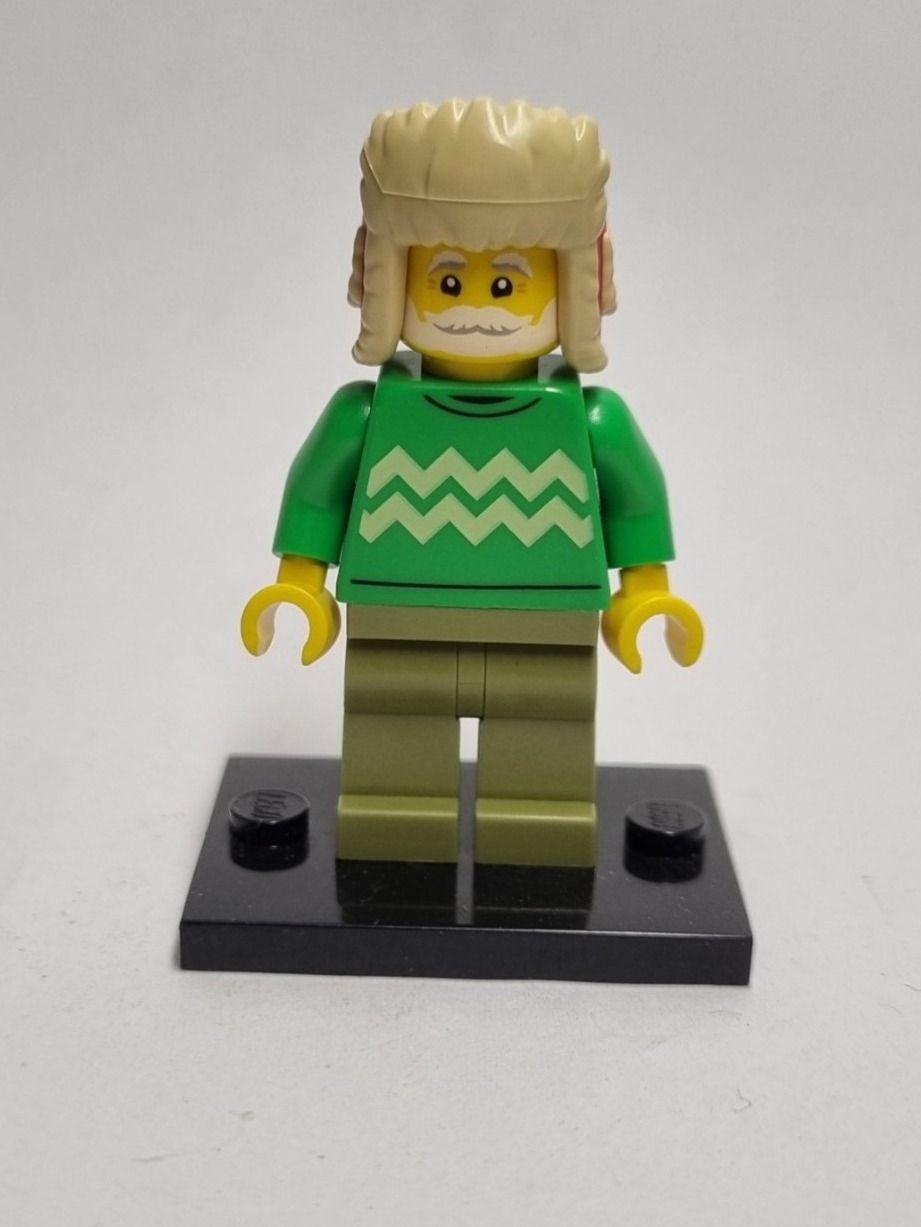 Lego Kit di costruzioni: LEGO BAM Late 2023 Winter Old Men with green pullover – Nuovo (secondo la descrizione) da Basadingen venduto da NekoBricks