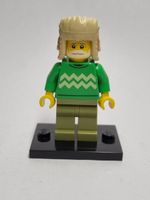 LEGO BAM Late 2023 Winter Old Men with green pullover