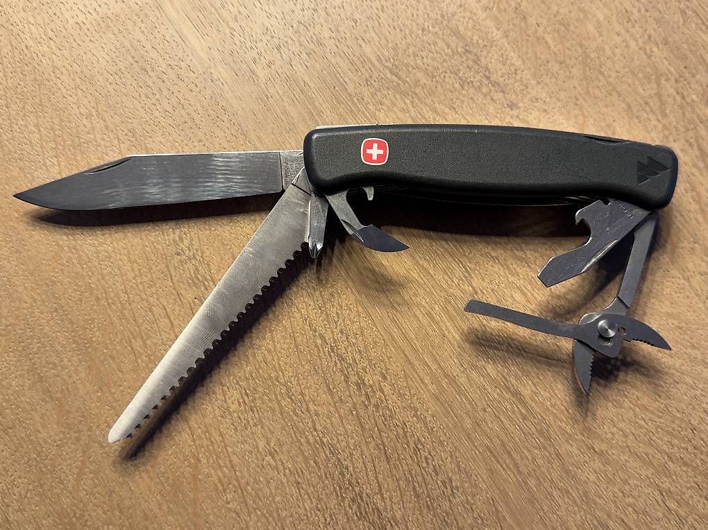 Coltelli tascabile: Wenger Ranger Everest Taschenmesser – Usato da Thun venduto da g_reg79 1