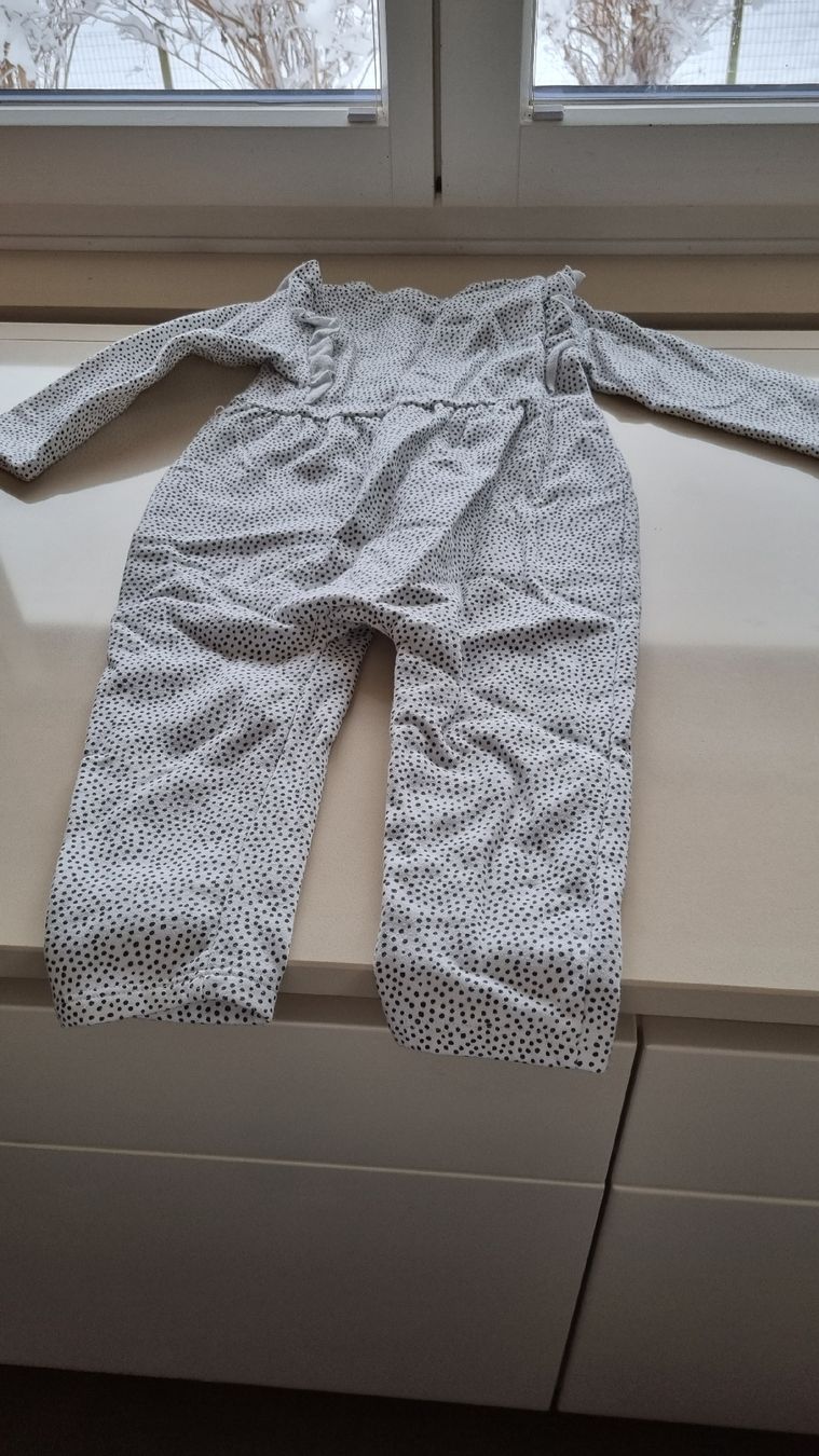 Lotti & Set di vestiti: Combinaison polar fille – Usato da Ferpicloz venduto da Clicli014 2