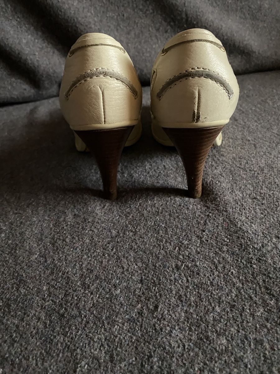 Bally Scarpe da donna: Chaussures Bally 35,5 – Usato da Geneve venduto da Monthoux13 2