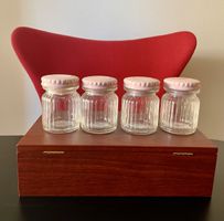 4 Glasbehälter mit rosa Deckel Küche-Dekor (Emaille) Vintage