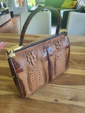Exquisite Handtasche Krokodilledesign, nicht echt