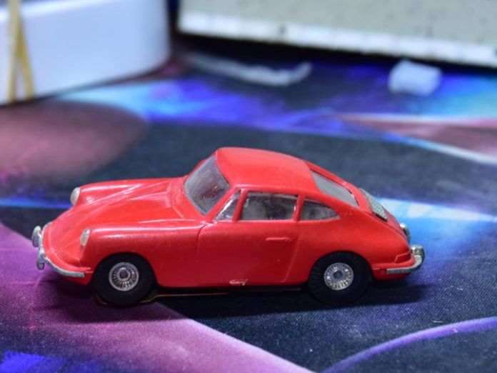FALLER AMS PORSCHE 911 LÄUFT GUT KLEINES PFEIFFEN IM MOTOR (Gebraucht ...