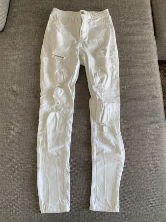 Coole weisse Jeans von DIVIDED by H&M in Grösse 34