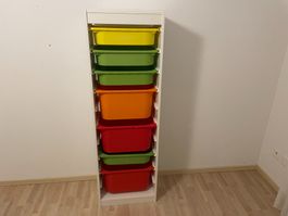TROFAST Ikea Regal, mit Boxen