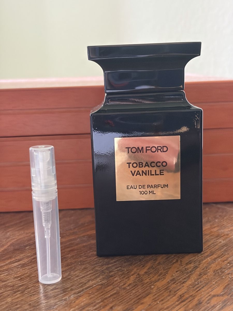 Tom Ford Profumi & Eau de Toilette: 3ml Tom Ford Tobbaco Vanille – Nuovo (secondo la descrizione) da les Geneveys-sur-Coffrane venduto da Vente56