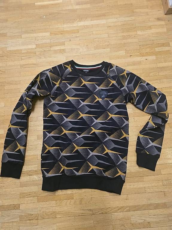 Maglioni & Felpe: Pullover Lamborghini  – Usato da Herisau venduto da and_zky9 1