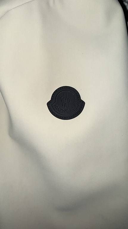Giacche: Moncler Jacke  – Usato da Nürensdorf venduto da AAD_ 3
