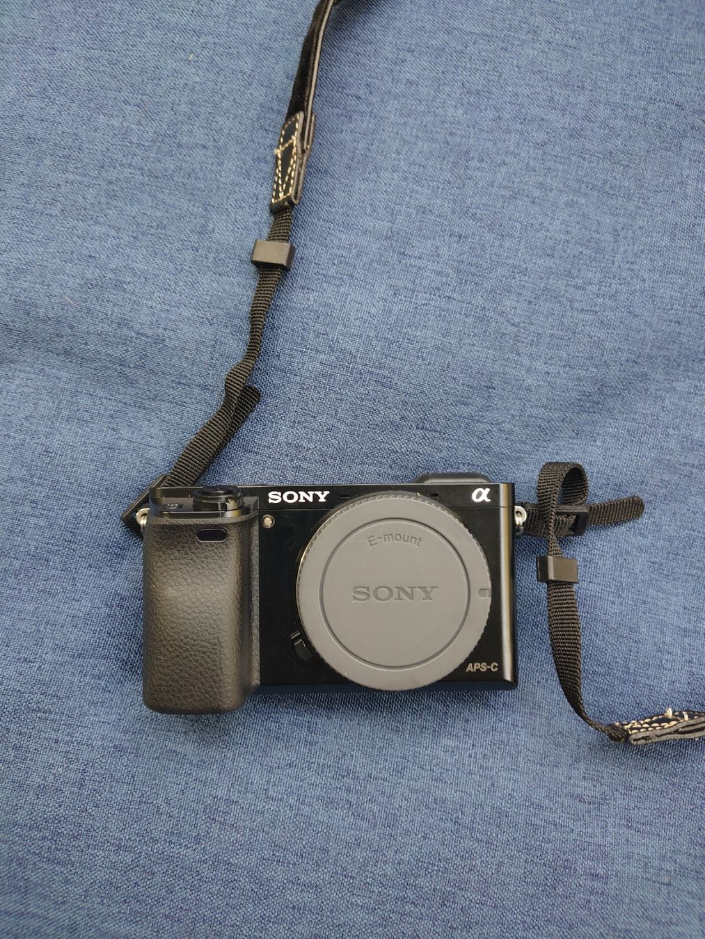 Sony Appareil photo: Sony a6000 (defekt) – Défectueux à Chur par SwissChickn6