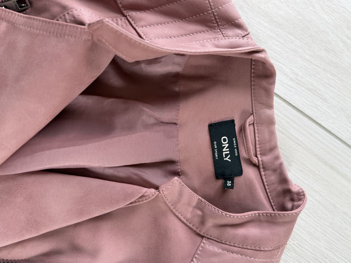Only Giacche: Veste simili cuir rose – Nuovo (secondo la descrizione) da Develier venduto da Isarom 1