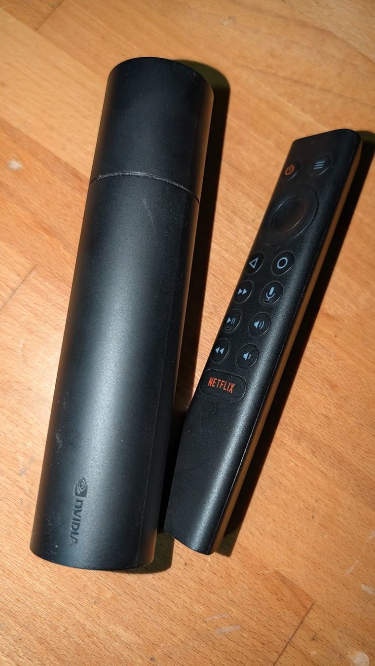 Nvidia Sistemi audio & multimediali: NVIDIA Shield TV (Zylinder) – Usato da Adlikon b. Regensdorf venduto da exoticatom