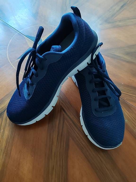 Herrenschuhe: Skechers uomo taglia 40 – Gebraucht aus Grenchen von Dulcis_Fundo 2