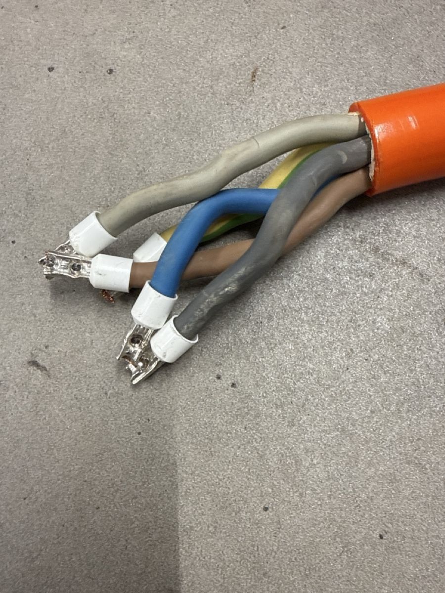 Alimentazione elettrica: Starkstromkabel orange 5-adrig 16mm2 – Nuovo (secondo la descrizione) da Bubikon venduto da Ultima2 2