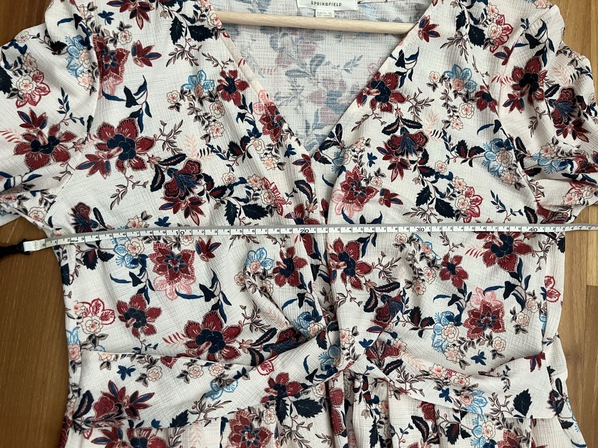 Robes: Kleid Springfield Blumenmuster, neuwertig  – Neuf (Voir description) à Zürich par tsunrise122 6