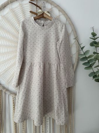 Süesses Mädchen Kleid Gr. 140, Schleifen 🎀 Muster *NEU