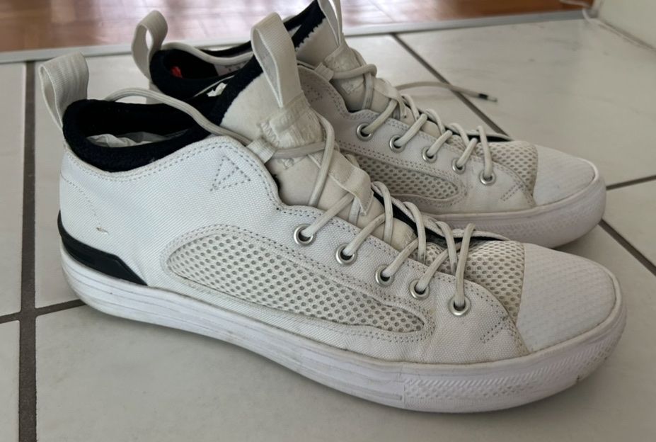 Converse Scarpe da uomo: White Converse A-Cold-Wall trainers, size EU 41.5 UK 8 – Nuovo (secondo la descrizione) da Lugano venduto da bad_2t9b