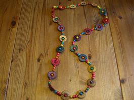hübsche, modische, lange Halskette aus Holz, Handarbeit