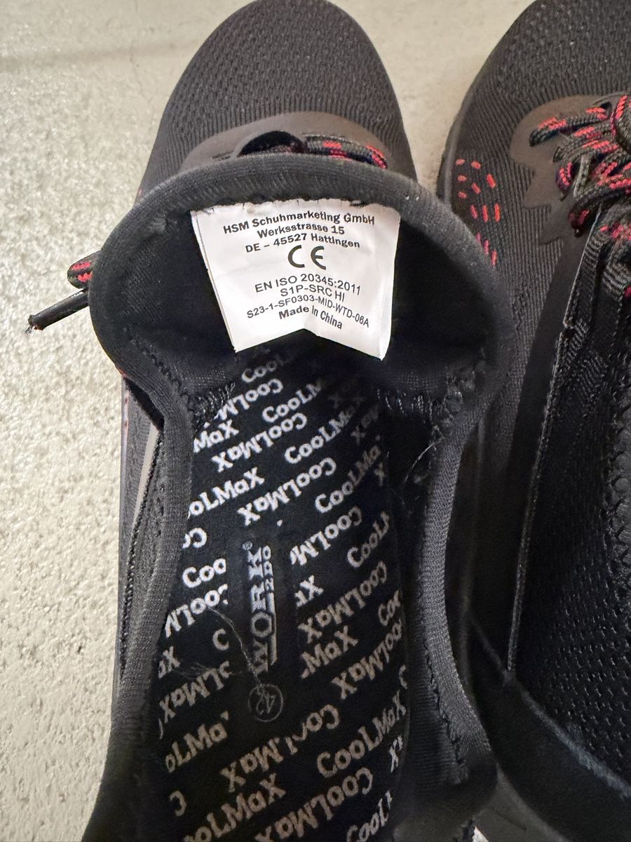 Scarpe da uomo: Sicherheitsschuhe schwarz Grösse 42 NEU  – Nuovo (secondo la descrizione) da Sennhof Winterthur venduto da bibo11 2