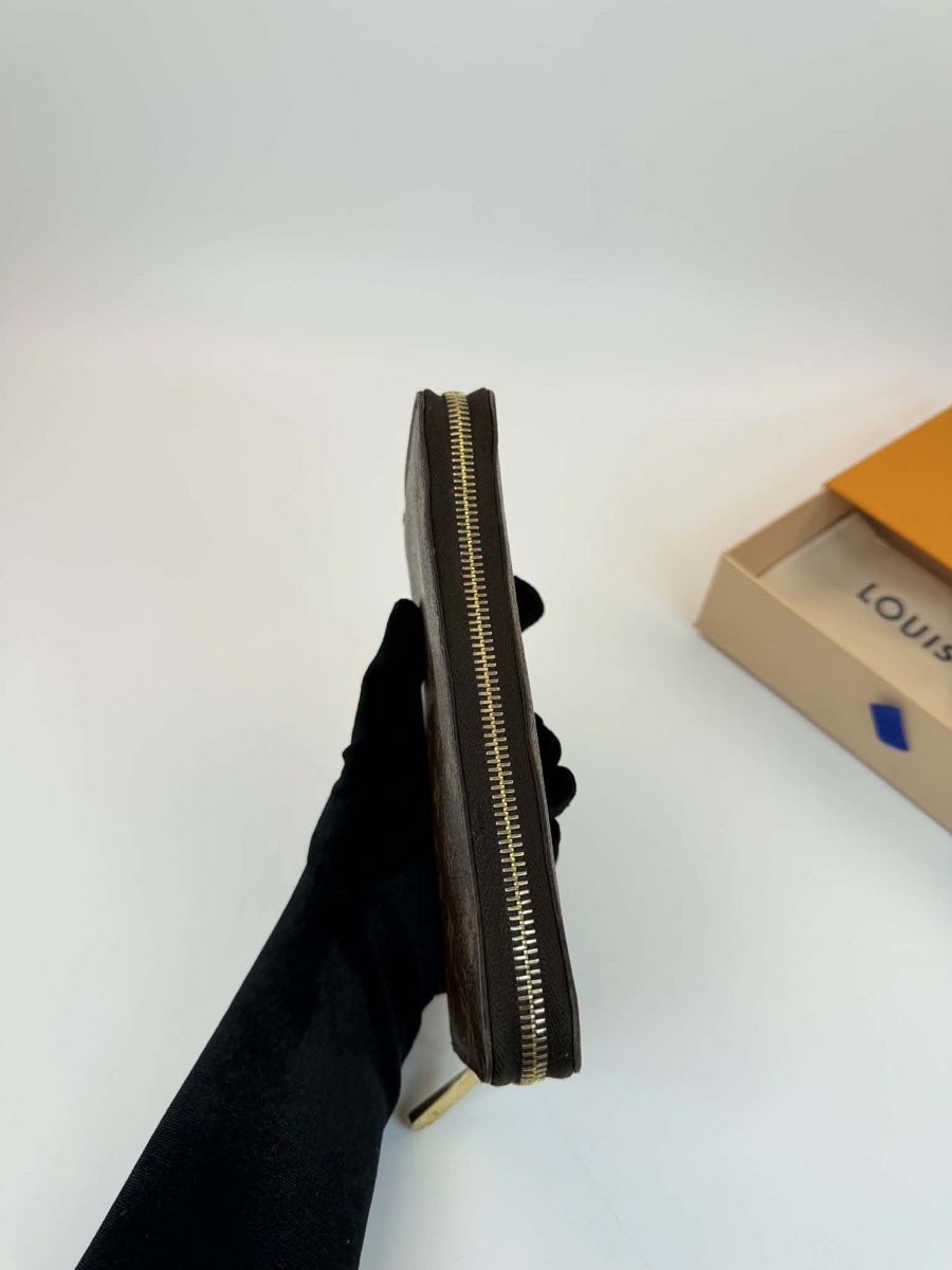 Louis Vuitton Portemonnaie: Louis Vuitton zippy y2011 – Gebraucht aus Widnau von Pukpan_99 3