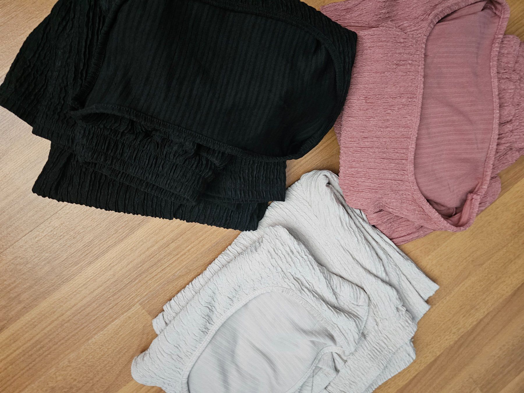 Shein Lotti di vestiti: Shein 3 Sets – Nuovo (secondo la descrizione) da Basel venduto da NyGrow 4