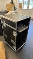 Professionelles DJ Mischpult im Case