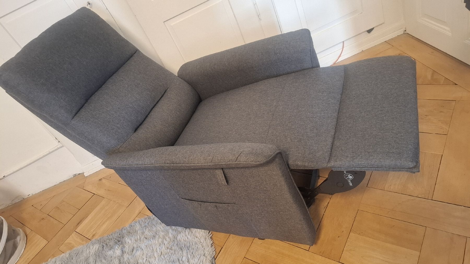 Poltrone: MID.YOU Relaxsessel mit Aufstehhilfe Grau – Usato da Zürich venduto da MaxiK 1
