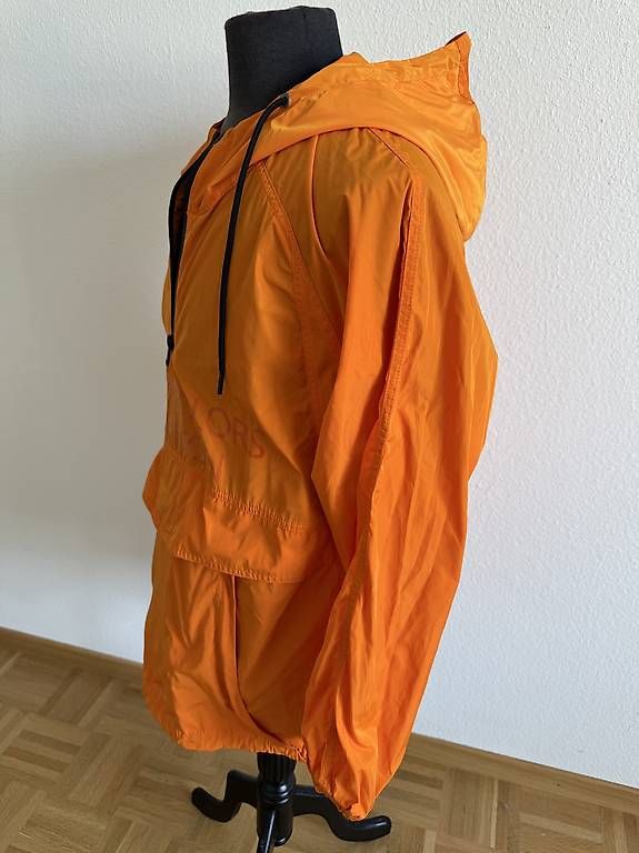 Benetton Cappotti: Benetton Regenjacke Grösse S – Usato da Jona venduto da rob_kpp9