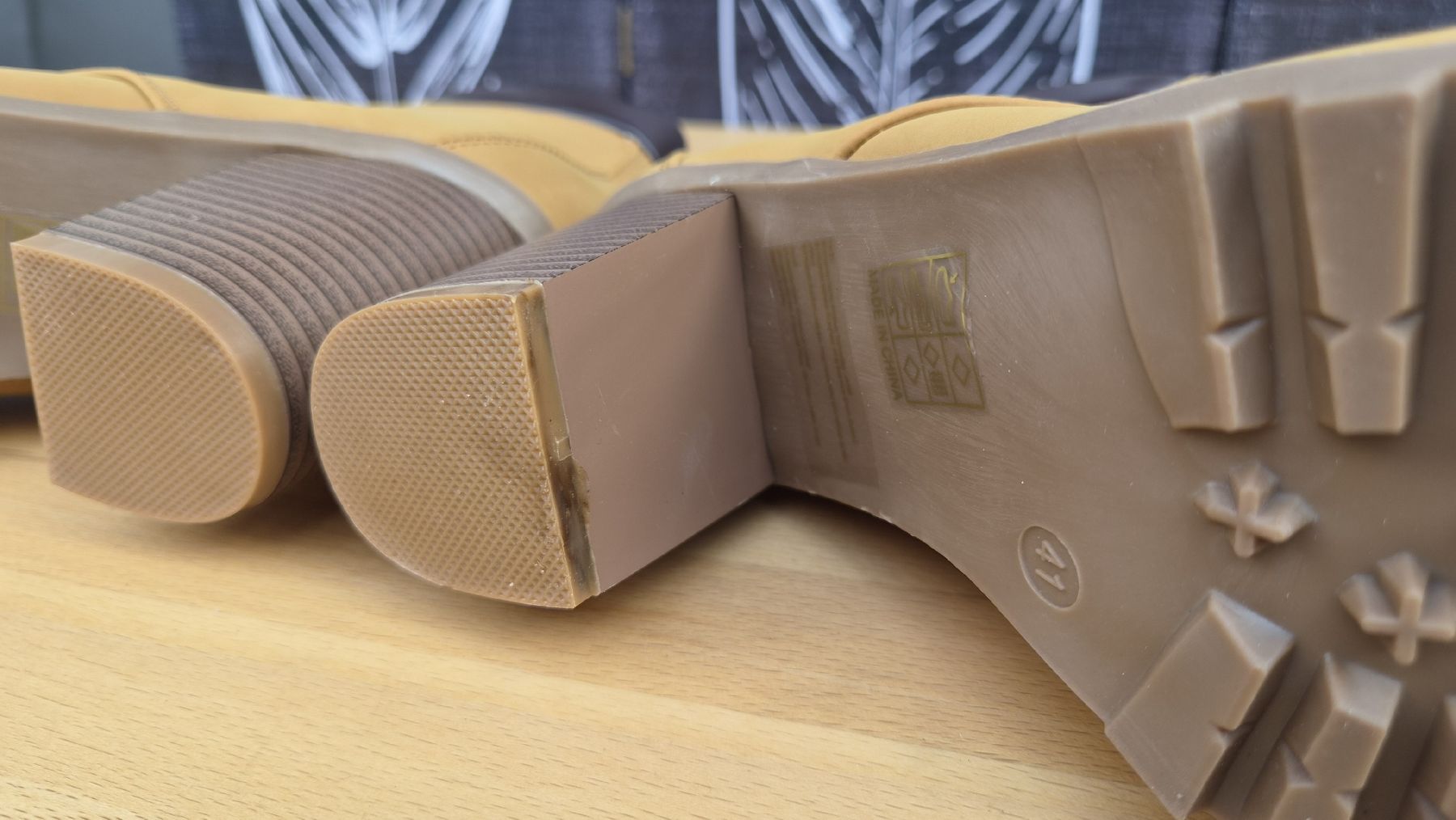 Damenschuhe: Stiefeletten Gr. 41 camelfarbig  – Gebraucht aus Winznau von banditgsf 9