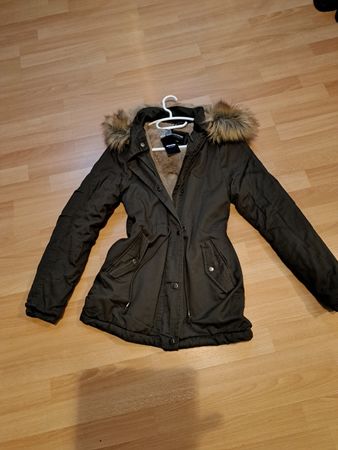 Warme Winterjacke, Olivgrün, Grösse S, Neu