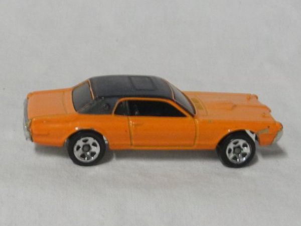 Hot Wheels Modellini d'auto: HOT WHEELS  '68  COUGAR   LEICHT BESPIELT – Usato da Gurtnellen venduto da Murmeli99 3